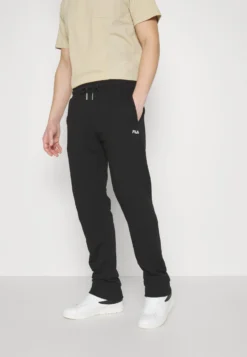 Fila Braives Pants - Pantaloni Sportivi - Black -Negozio al dettaglio Fila c58e9b891f4f45279283febc2f9b0a64 scaled