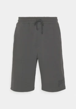 Fila Corbie BaggyPantaloni SportiviPhantom Uomo Pantaloni Sportivi E Joggers 1FI22F01U-Q11 -Negozio al dettaglio Fila c666d0213fff4b04a425b6a914272080 scaled