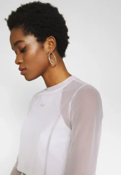 Fila MagentaMaglietta A Manica LungaBright White Donna T-shirt E Top 1FI21D01L-A11 -Negozio al dettaglio Fila c78cd27b92cb41b1930f93ef2f12413c scaled