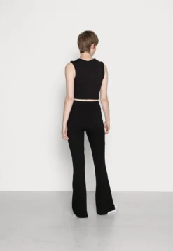 Fila Elwyn- Pantaloni - Black 7 Fila Elwyn- Pantaloni - Black -Negozio al dettaglio Fila c92b9e8879374028951709eab2e02ae0 scaled