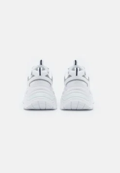 Fila ElectroveSneakers BasseWhite Donna Sneakers 1FI11A07J-A11 -Negozio al dettaglio Fila cae0fa8cddb74d68ba80fa0717a6f30a scaled