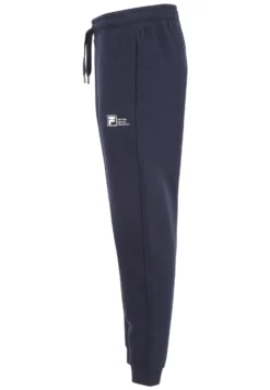 Fila Apparel Balbronn Pantaloni SportiviBlack Iris Uomo Pantaloni Sportivi E Joggers 1FI22E049-K11 -Negozio al dettaglio Fila cae1c0ca47f847ceb59954b1fd1299ee scaled