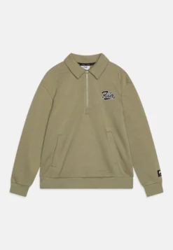 Fila Travenhorst UnisexMaglietta A Manica LungaOil Green Bambini T-shirt & Top 1FI26G02K-N11