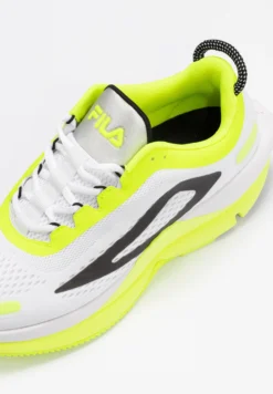 Fila Shocket TrainScarpe Da CamminataWhite Black Safety Yellow Uomo Scarpe 1FI42A02A-E11 -Negozio al dettaglio Fila d938a60d3bf140db8afa7fea43a8cc94 scaled