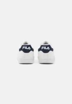 Fila Crosscourt 2 Unisex - Sneakers Basse - White/Blue -Negozio al dettaglio Fila dbae036809d24a3ba33434a86eeb04b7 scaled