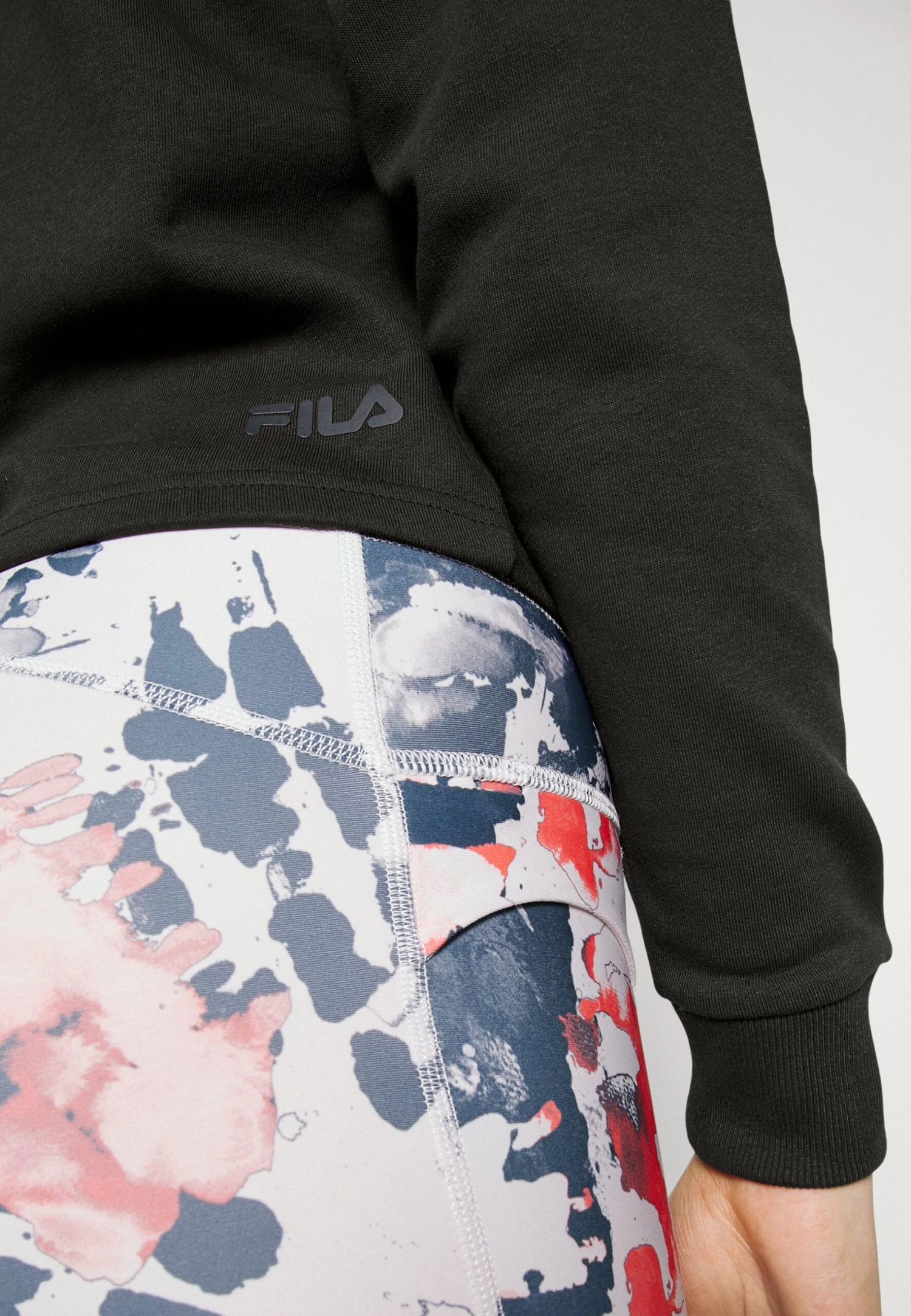 Fila Bevaix Cropped CrewFelpaMoonless Night Donna Felpe 1FI41G01P-Q11 4 Fila Bevaix Cropped CrewFelpaMoonless Night Donna Felpe 1FI41G01P-Q11 - immagine 4
