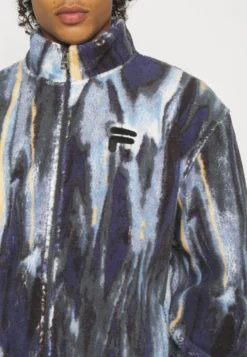 Fila Couzeix Zipper Jacket UnisexGiacca In PileBlue Donna Felpe 1FI21001C-T11 -Negozio al dettaglio Fila e35343f35736460593334f1d1454897b scaled
