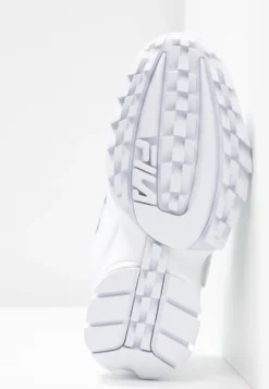 Fila Disruptor PatchesSneakers BasseWhite Donna Sneakers 1FI11A01K-A11 -Negozio al dettaglio Fila e75a1ca15c074ac2aea7ee0cf1b22b0e