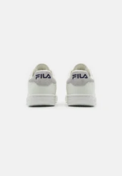 Fila Netforce UnisexSneakers BasseWhite Uomo Sneaker 1FI15O00R-A14 -Negozio al dettaglio Fila e9a274e9a06947e3bdddbf67a4dd5f10 scaled