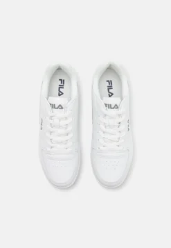 Fila Noclaf UnisexSneakers BasseWhite Uomo Sneaker 1FI15O007-A11 -Negozio al dettaglio Fila ed077eb3d9bb4807bbdb3071f6c30cfd scaled