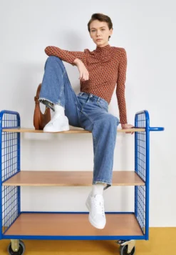 Fila Lusso - Sneakers Basse - White 12 Fila Lusso - Sneakers Basse - White -Negozio al dettaglio Fila f1025bc048764a5cabe97d1b6240bd0d scaled