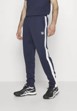 Fila Pants LioPantaloni SportiviNavy Uomo Pantaloni 1FI42E039-K11