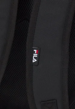 Fila Fulda Backpack Squared Pocket UnisexZaino Da ViaggioBlack Bambini Borse & Zaini 1FI53P008-Q11 -Negozio al dettaglio Fila f852900da1d343a28784f12be53344ab scaled