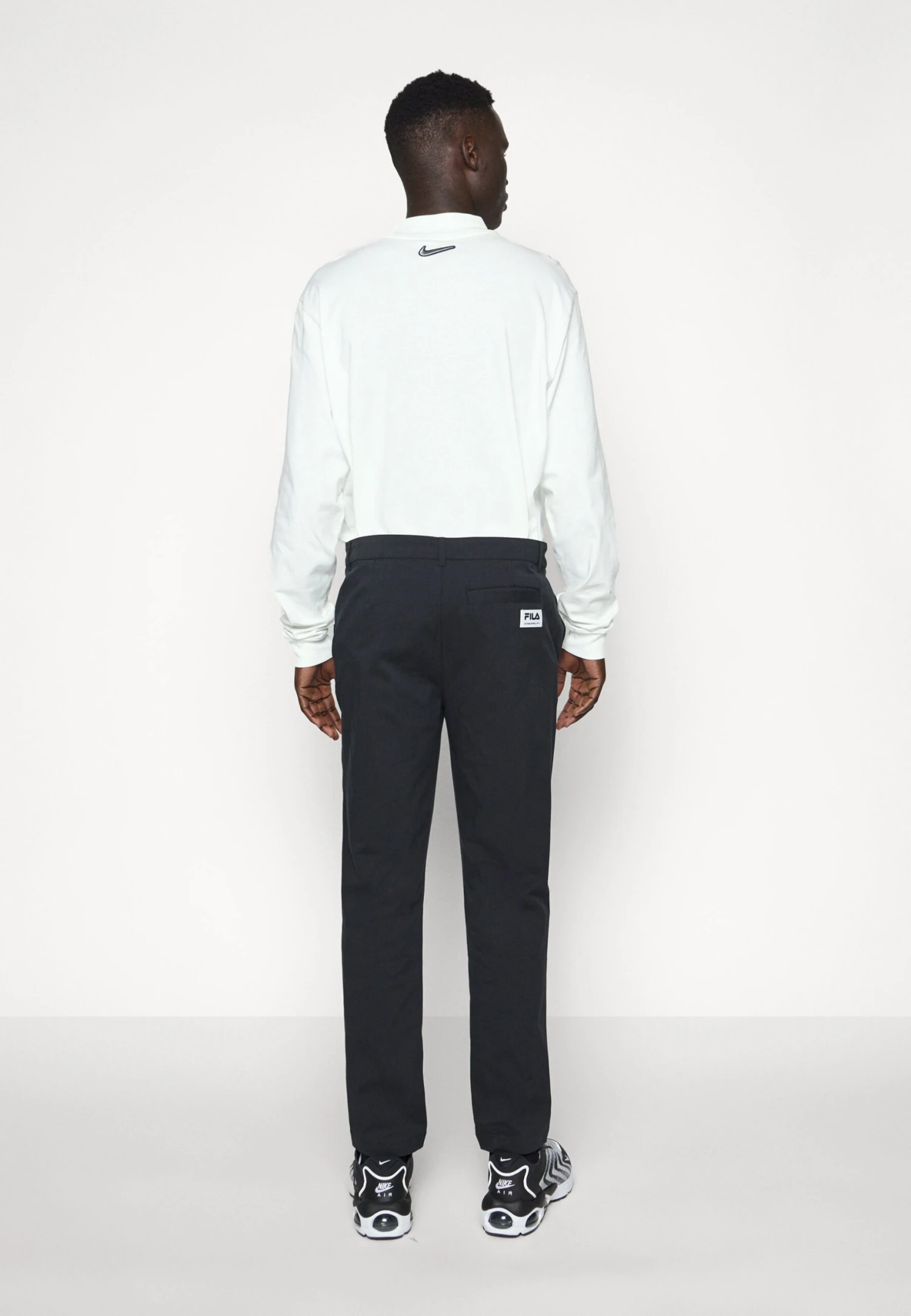 Fila Taizhou PantsPantaloniBlack Uomo Pantaloni 1FI22E03U-Q11 5 Fila Taizhou PantsPantaloniBlack Uomo Pantaloni 1FI22E03U-Q11 - immagine 5